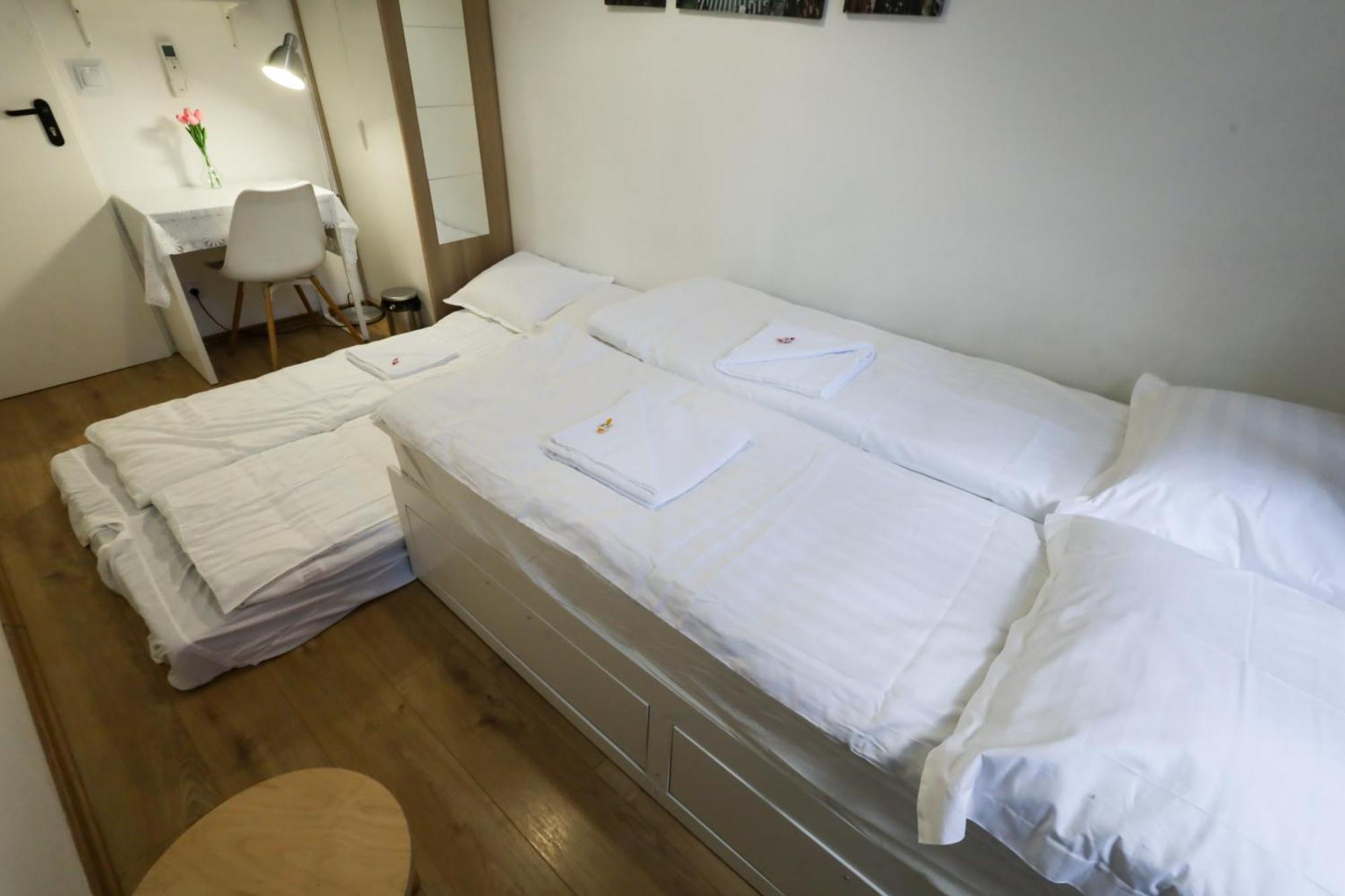 Budapest Pest-Port Apartment 4 Rooms For 16 Person Exterior foto